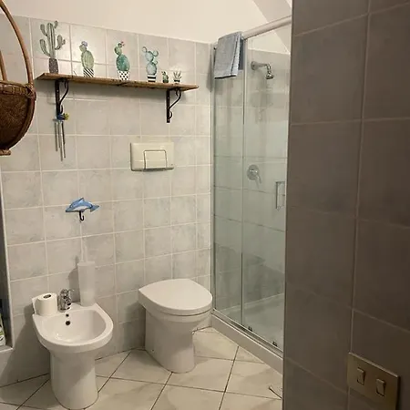 Casa Regina Porto Luna 1