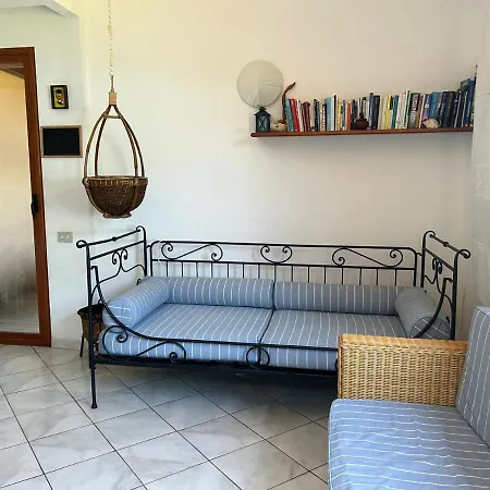 Casa Regina Porto Luna 1